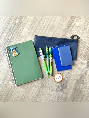 NEW📚 Homemade Crafted Stationery Set w/ Pens & Notebooks OS